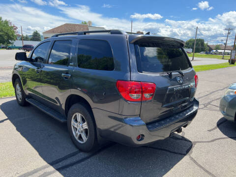 2012 Toyota Sequoia SR5
