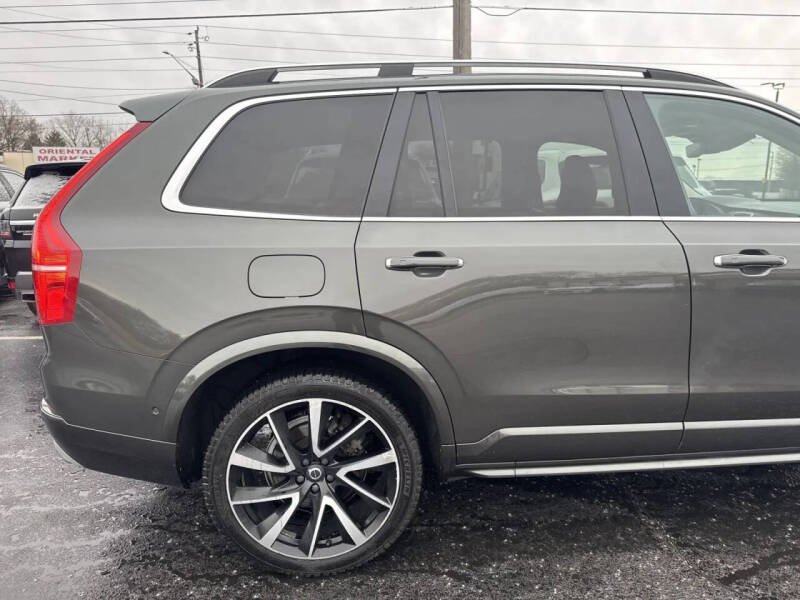 2018 Volvo XC90 T6 Momentum