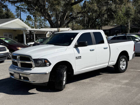 2017 RAM 1500 SLT
