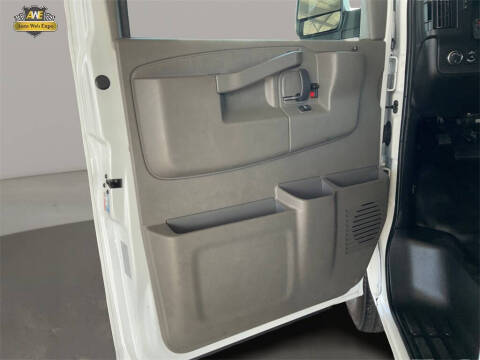 2023 Chevrolet Express 2500