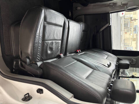 2004 Nissan Titan LE