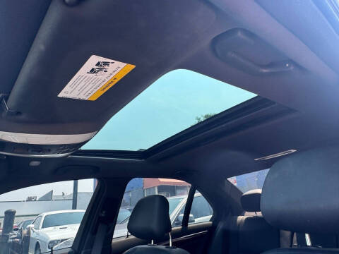 2011 Mercedes-Benz C-Class C 300 Luxury