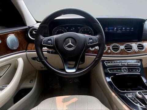 2017 Mercedes-Benz E-Class E 300 4MATIC