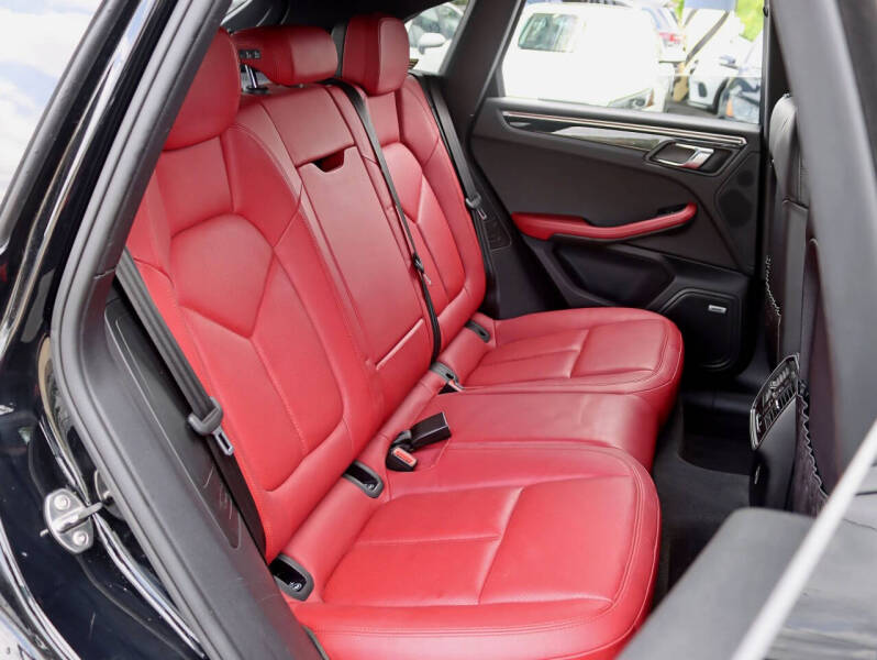 2018 Porsche Macan