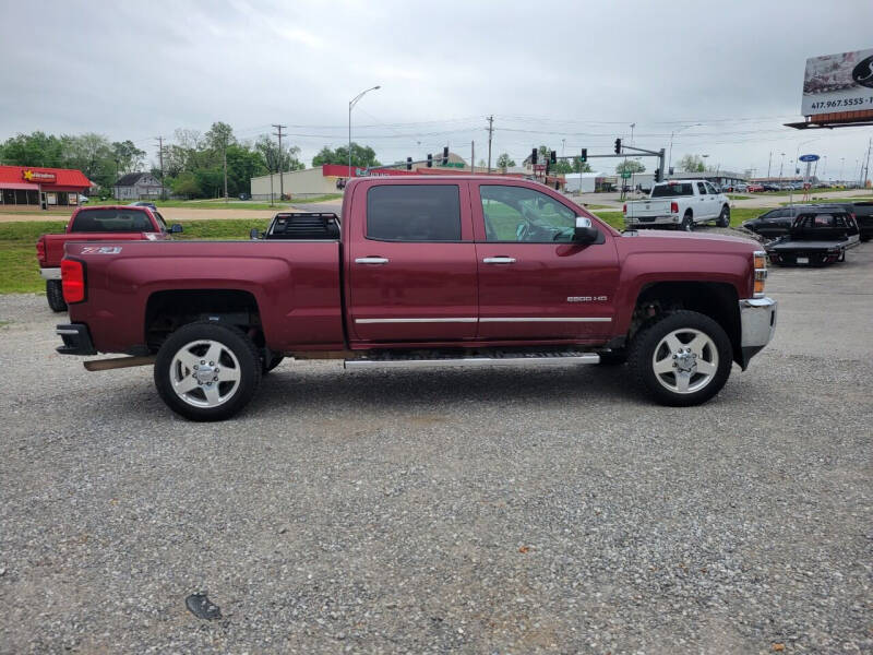 2015 Chevrolet Silverado 2500HD for sale at Rod's Auto Farm & Ranch in Houston MO