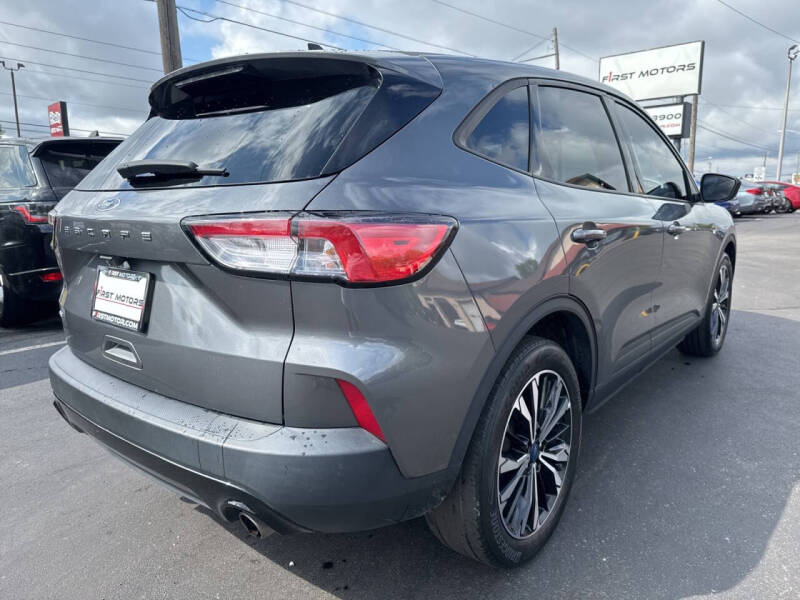 2021 Ford Escape SE