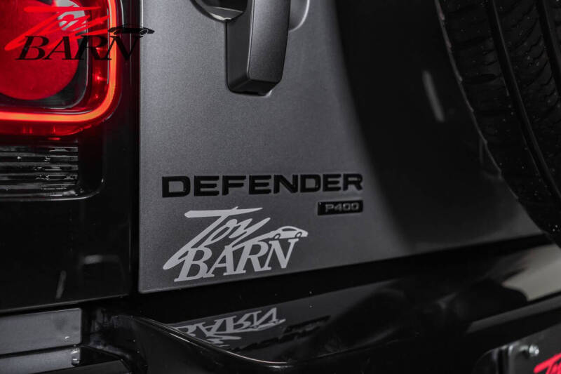 2023 Land Rover Defender 110 X-Dynamic SE