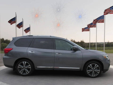 2017 Nissan Pathfinder Platinum