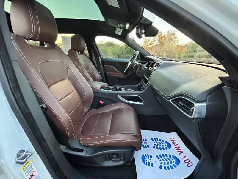 2017 Jaguar F-PACE S