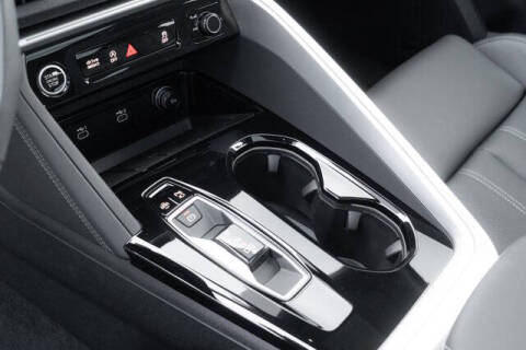 2025 Audi Q5 quattro Premium Plus TFSI