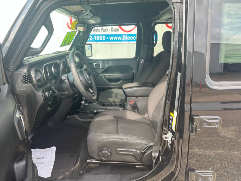 2023 Jeep Gladiator Sport S