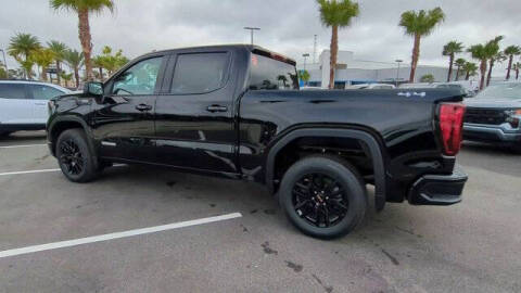 2026 GMC Sierra 1500 Elevation Standard