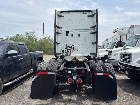 2020 Freightliner Cascadia