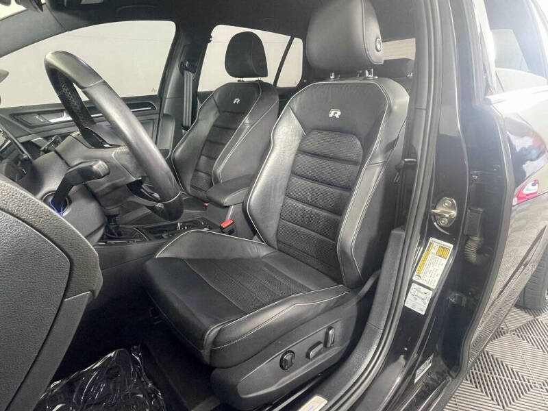 2019 Volkswagen Golf R 4Motion