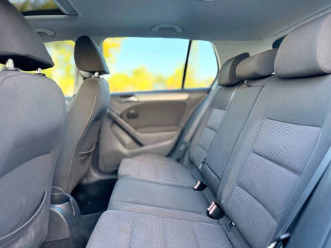 2011 Volkswagen Golf 2.5L