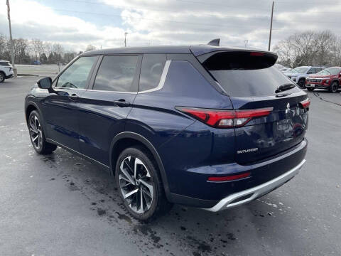 2022 Mitsubishi Outlander SE