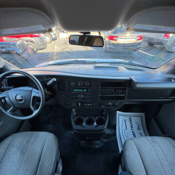 2018 GMC Savana 3500