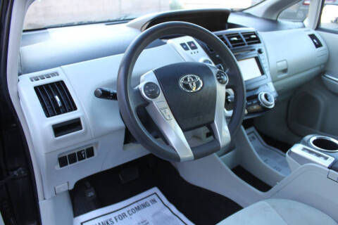 2012 Toyota Prius v Two
