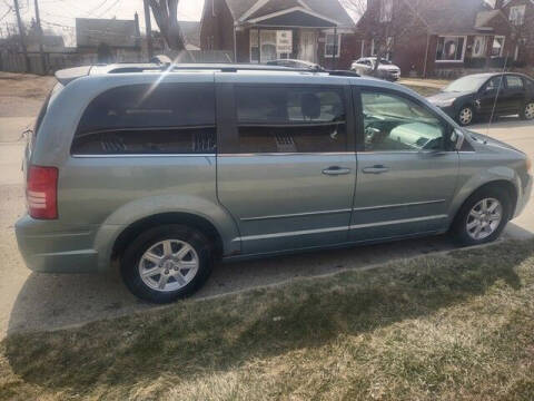 2010 Chrysler Town and Country for sale at City Wide Auto Sales in Roseville MI
