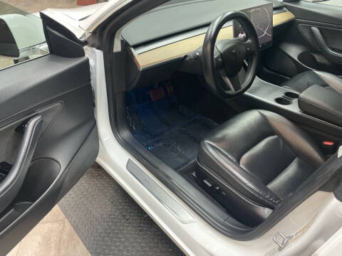 2020 Tesla Model 3 Long Range