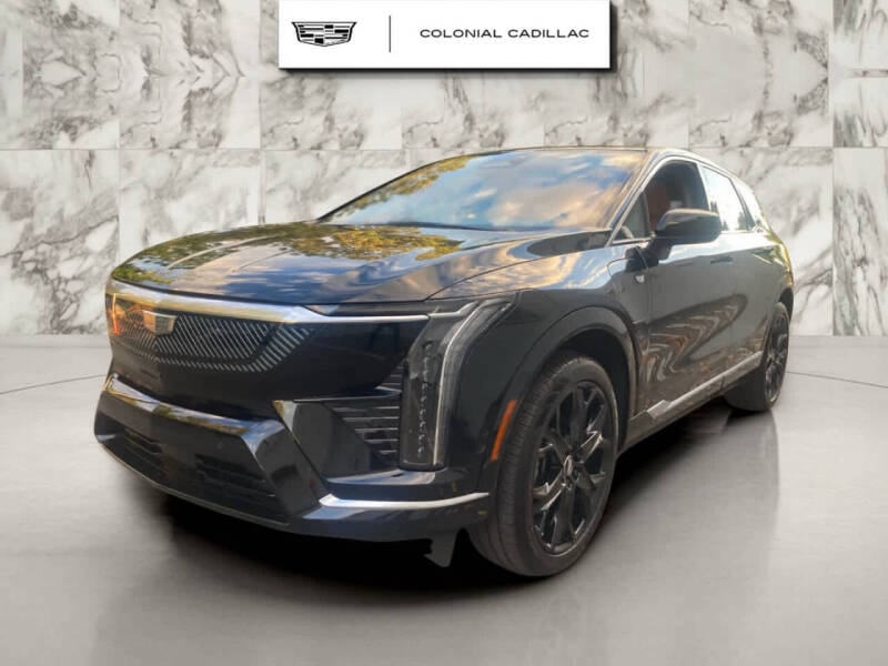 2025 Cadillac OPTIQ Luxury 2