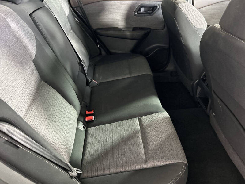 2022 Nissan Rogue S