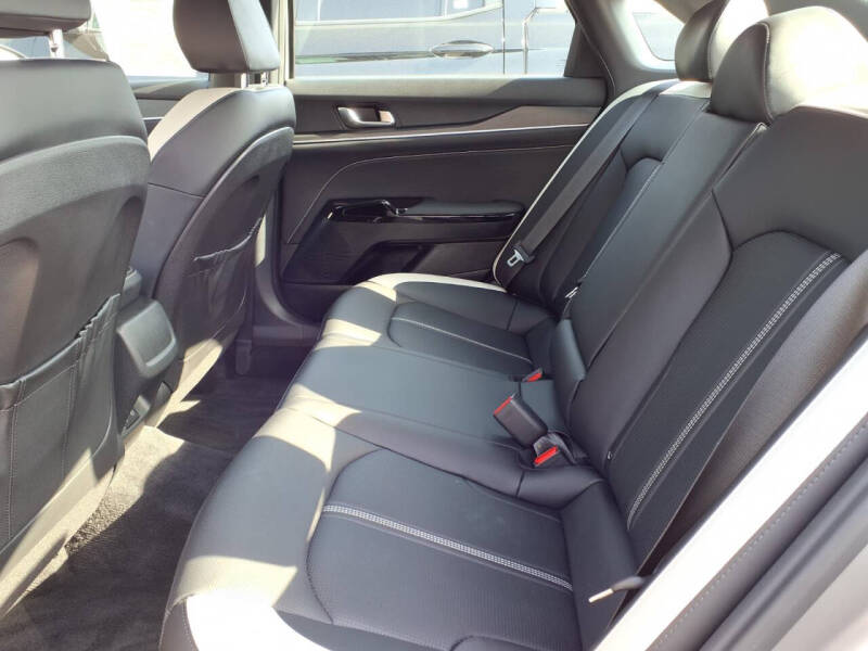 2026 Kia K5
