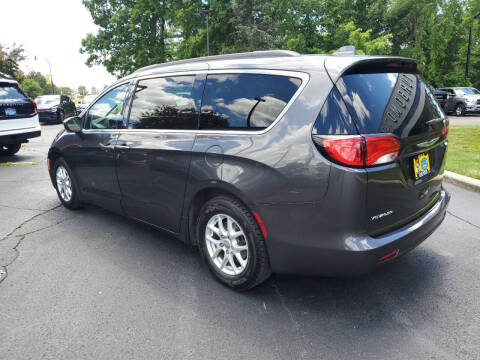 2020 Chrysler Voyager LXi