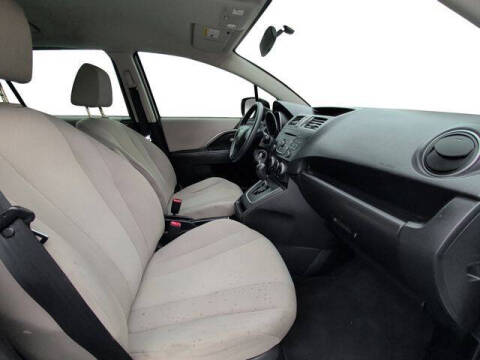 2013 Mazda MAZDA5 Sport