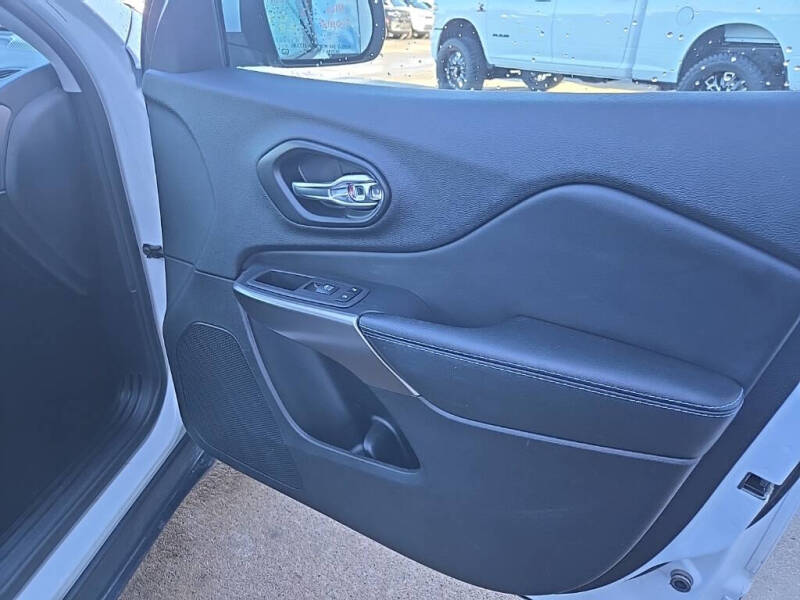 2021 Jeep Cherokee Latitude