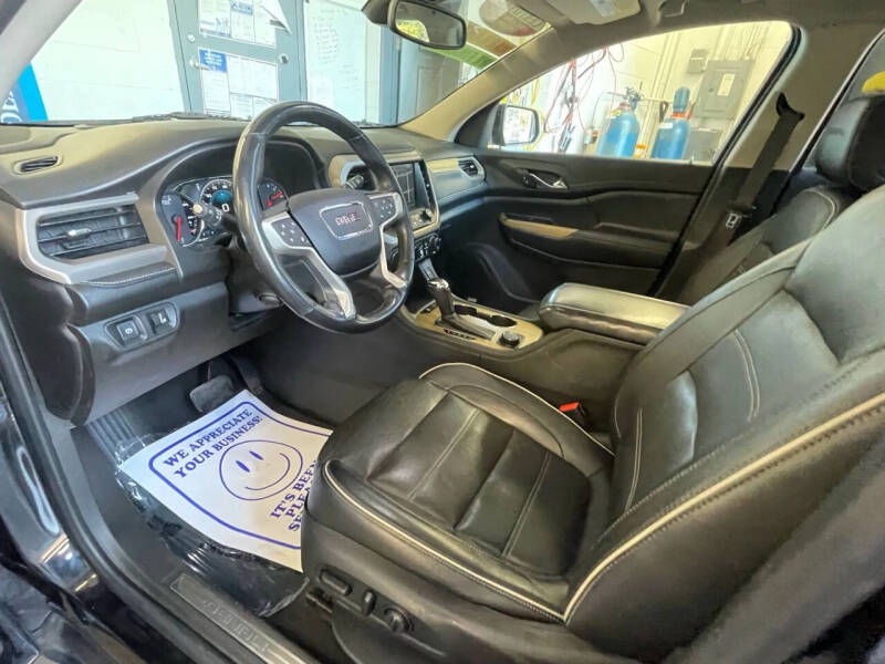 2019 GMC Acadia Denali