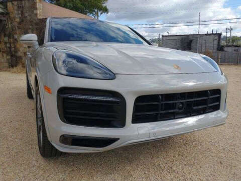 2022 Porsche Cayenne GTS Coupe