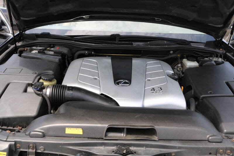 2002 Lexus LS 430