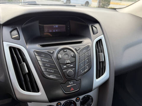 2012 Ford Focus SE