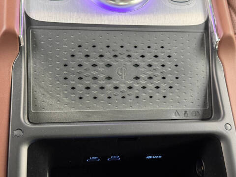 2024 Genesis G90 3.5T e-Supercharger