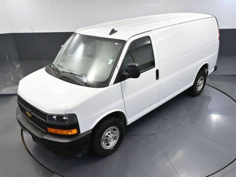 2022 Chevrolet Express 2500