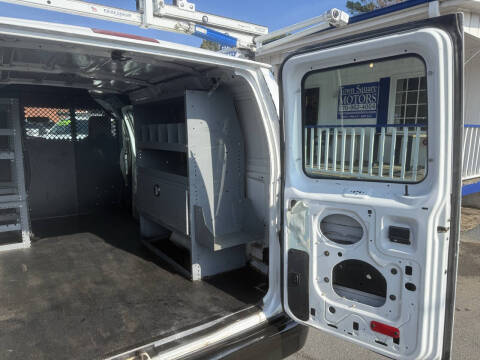 2014 Ford E-Series E-150