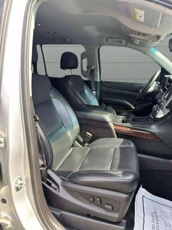 2017 GMC Yukon XL SLT