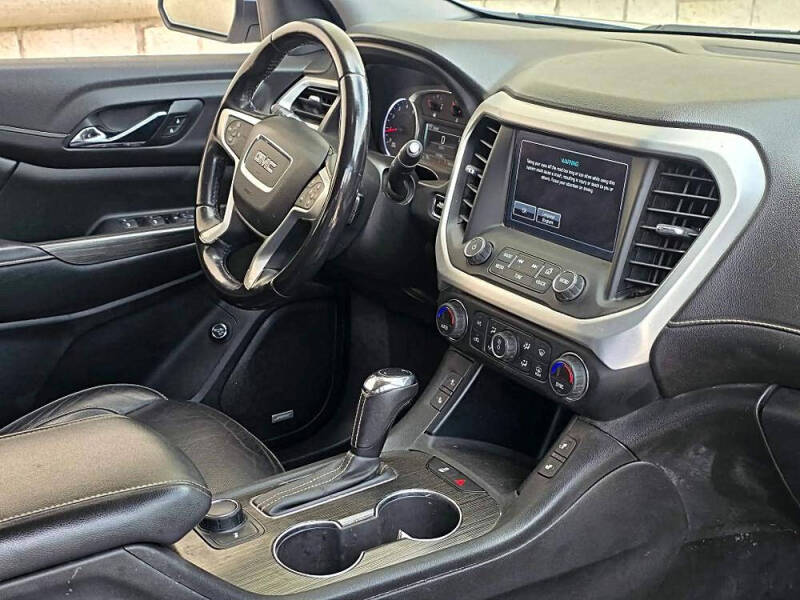 2019 GMC Acadia SLT-1