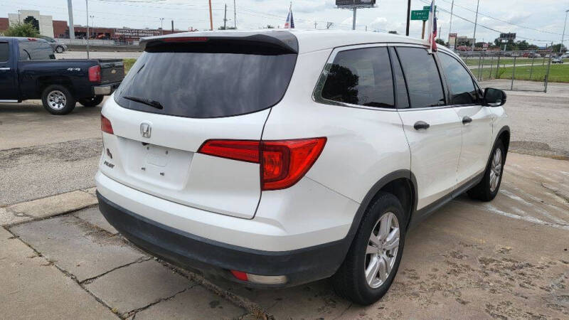 2017 Honda Pilot LX