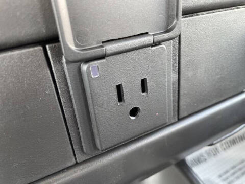 2025 GMC Savana 2500