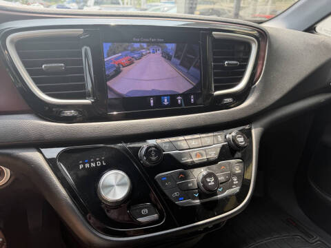 2020 Chrysler Pacifica Touring L 35th Anniversary