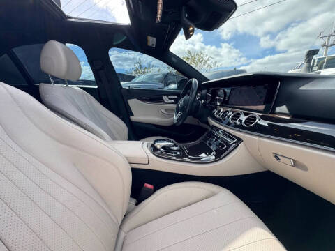 2019 Mercedes-Benz E-Class E 300
