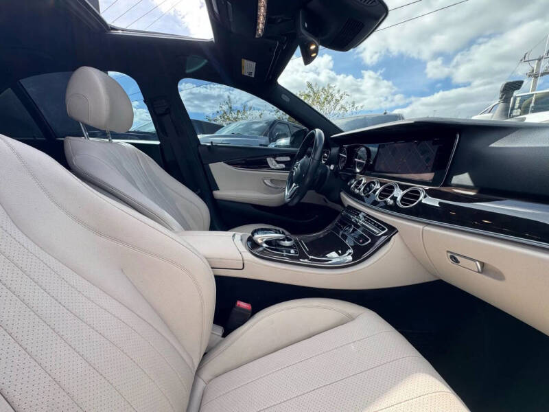 2019 Mercedes-Benz E-Class E 300
