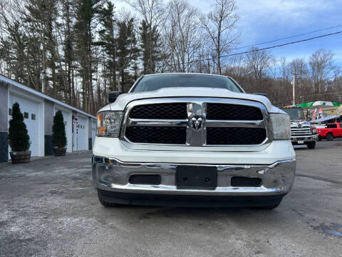 2021 RAM 1500 Classic SLT