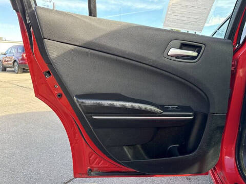 2017 Dodge Charger SE