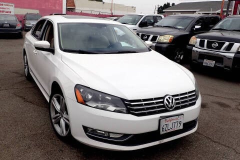 2013 Volkswagen Passat for sale at Universal Auto in Bellflower CA