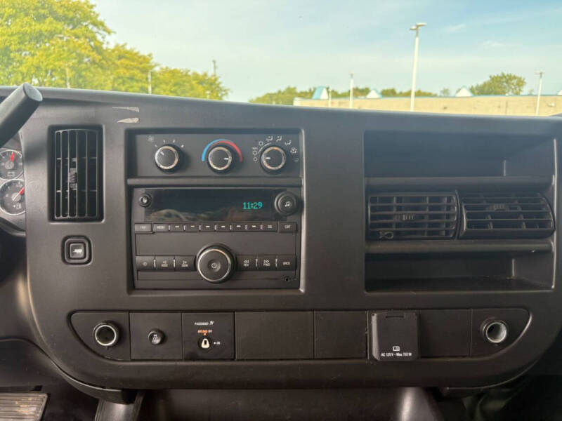 2019 GMC Savana 2500