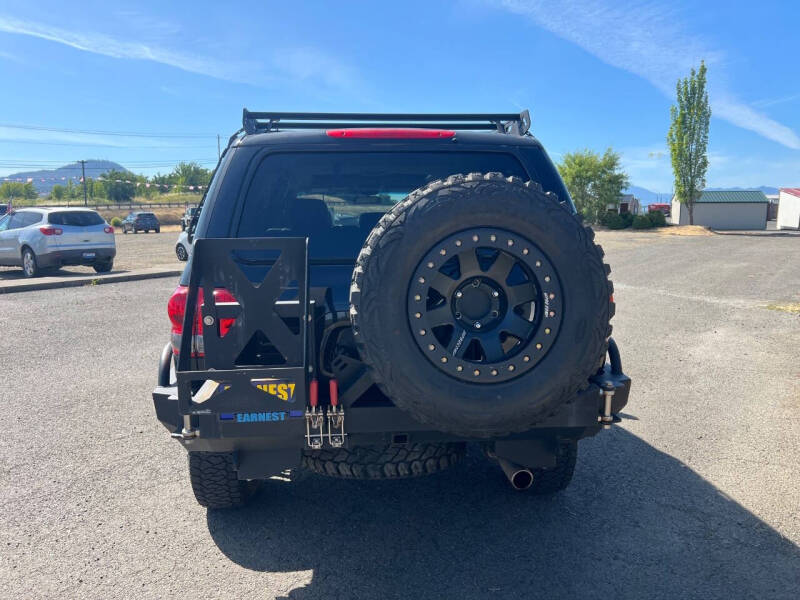 2007 Toyota Sequoia SR5