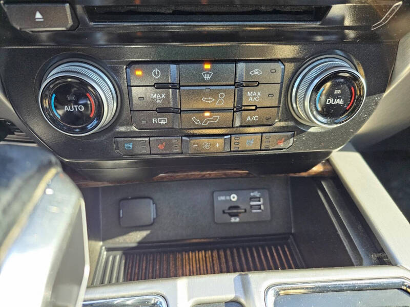 2015 Ford F-150 Platinum